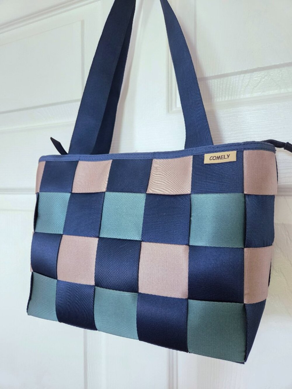 Y2K Comely Seatbelt Purse in Navy, Tan, and Teal